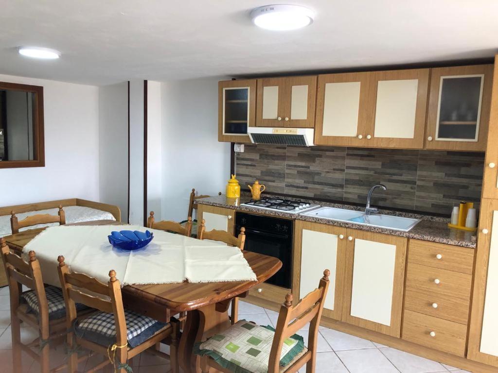 Milicia Apartment Mandra Capreria Luaran gambar